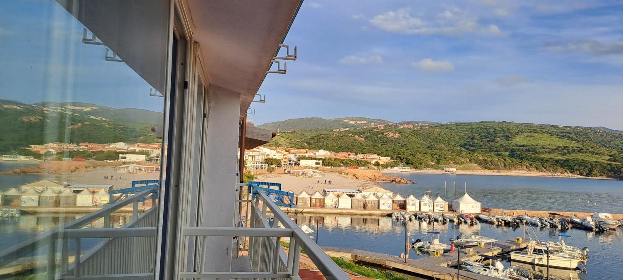 شقة Fronte Mare Bella Vista ايزولا روسا المظهر الخارجي الصورة